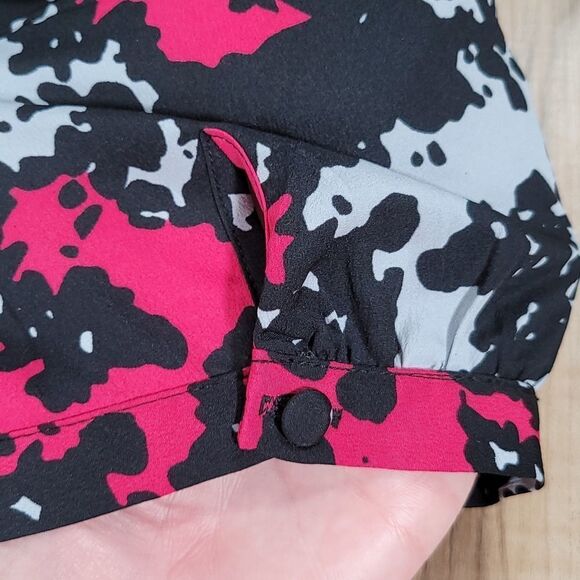 🔹️NWT Banana Republic Pink, Black, & Gray Short Sleeve Blouse Small - Picture 11 of 16